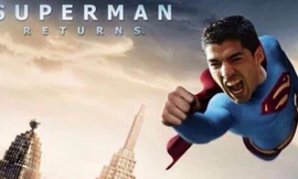 Sau cú đúp vào lưới ĐT Anh, Suarez được CĐV ví như "siêu nhân".
