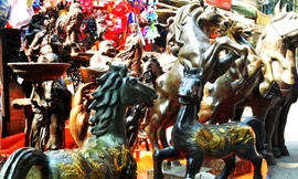 Năm Giáp Ngọ, săn ngựa đồng chơi Tết