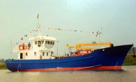 Mẫu tàu cá vỏ sắt được SBIC giới thiệu tại buổi tọa đàm - Ảnh: Thanh Niên