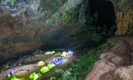 Tour du lịch khám phá hang Pygmy ở Quảng Bình