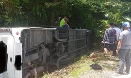 Hiện trường vụ tai nạn thảm khốc