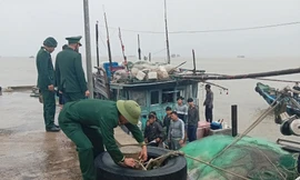 Hỗ trợ ngư dân