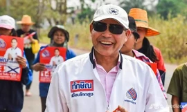 Ứng viên Sathitkhun đã đổi tên thành Thaksin. (Ảnh: CNA)