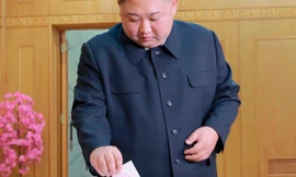 Ông Kim Jong Un đi bỏ phiếu. (Ảnh: KCNA)