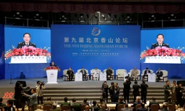 Bộ trưởng Quốc phòng Trung Quốc Ngụy Phượng Hòa phát biểu tại khai mạc Diễn đàn Hương Sơn. (Ảnh: Reuters)