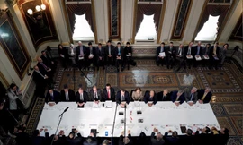 Hai đoàn đàm phán thương mại Mỹ - Trung trong phiên đàm phán tại Washington ngày 21/2/2019. (Ảnh: Reuters)