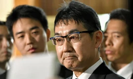 Ông Katsuyuki Kawai thông báo từ chức. (Ảnh: Japan Times)