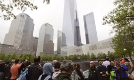 Khu vực tưởng niệm sự kiện 11/9 tại New York. (Ảnh: AP)