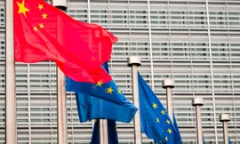 Cờ Trung Quốc và EU