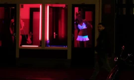 Một hình ảnh ở khu đèn đỏ Hà Lan. (Ảnh: Getty Images)