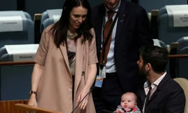Thủ tướng New Zealand cùng người yêu và con gái trong dịp tham dự kỳ họp của Đại hội đồng Liên Hợp quốc vào tháng 9/2018. (Ảnh: Reuters)