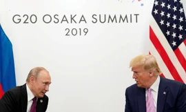 Lãnh đạo Nga và Mỹ gặp nhau tại thượng đỉnh G20 ở Osaka, Nhật Bản, vào tháng 6 năm nay. (Ảnh: Reuters)