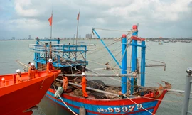 Đề nghị Trung Quốc cứu hộ tàu cá Quảng Nam gặp nạn