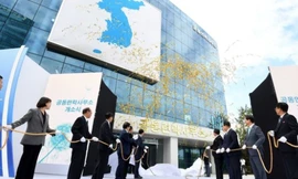 Văn phòng liên lạc vào thời điểm khai trương. (Ảnh: BBC)