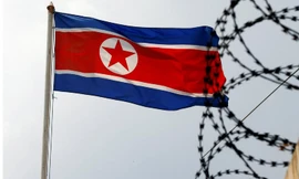 Cờ Triều Tiên tại Đại sứ quán Triều Tiên ở Kuala Lumpur, Malaysia. (Ảnh: Reuters)