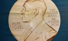  Giải Nobel Vật lý dành cho 3 nhà khoa học nghiên cứu vũ trụ