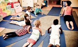 Cho trẻ tập yoga: Lợi bất cập hại