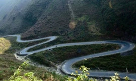 Cấm ô tô trên 16 chỗ lên đèo Prenn Đà Lạt