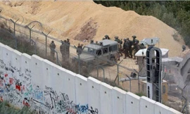 Quân đội Israel ra thông báo cho biết đã phát hiện đường hầm thứ ba được đào xuyên từ phía bên kia biên giới của Lebanon vào trong lãnh thổ Israel. Ảnh: AFP