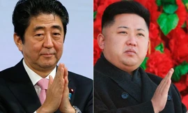 Thủ tướng Nhật Bản Shinzo Abe (trái) và nhà lãnh đạo Triều Tiên Kim Jong-un.