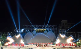 Choáng ngợp trước sân khấu Lễ hội cà phê lớn nhất cả nước.