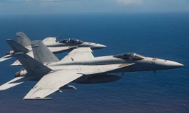 Tiêm kích F/A-18 Super Hornet của hải quân Mỹ bay từ căn cứ Iwakuni, Nhật Bản. Ảnh: US Air National Guard.