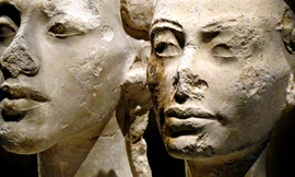 Nghiệt ngã lời nguyền khiến các bức tượng Ai Cập mất mũi