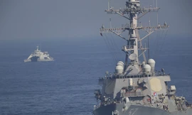 Nhóm tấn công do tàu sân bay USS John C. Stennis dẫn đầu. Ảnh: AP