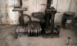 IS sản xuất ra nhiều vũ khí hóa học. Ảnh: Reuters