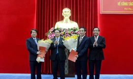 Triển khai quyết định của Bộ Chính trị về công tác cán bộ