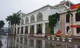 Các khách sạn lớn Vị Hoàng Lakesize… của Nam Định đều đã cháy phòng