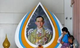 Sức khỏe của nhà vua Thái Lan Bhumibol Adulyadej không ổn định. Ảnh: Reuters