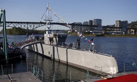 Tàu săn ngầm không người lái Sea Hunter. Ảnh: AP