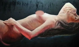 "Giấc ngủ trưa hè" cua Nguyễn Đình Hợp trong triển lãm "Phượng" năm 2017 tại Bảo tàng Mỹ thuật Việt Nam