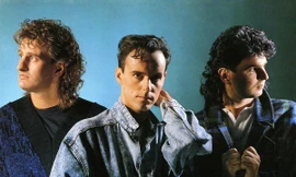 Ban nhạc Joy huyền thoại hát "Vietnamese Girls" trong đêm nhạc tôn vinh phụ nữ