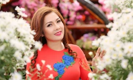 NSƯT Diệu Hương trình làng album Ca Huế