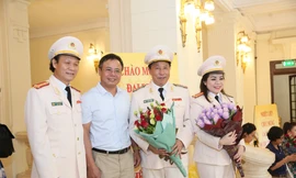 Ba nghệ sĩ công an nhận danh hiệu Nghệ sĩ nhân dân 