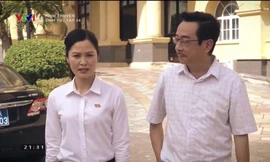 Phó Bí thư và Chủ tịch tỉnh đối đáp như hai con hổ rình mồi