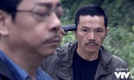 Lương Bổng thoát chết vì sung không có đạn