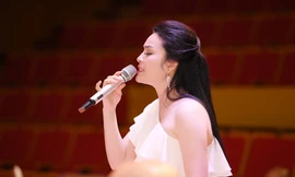 Tân Nhàn chấp nhận thiệt hại hàng tỉ đồng vì lùi liveshow cá nhân đầu tiên