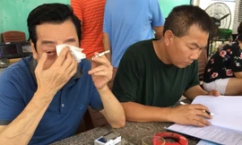 NSND Hoàng Dũng rơi nước mắt chuẩn cảnh nói chuyện với ông Sơn