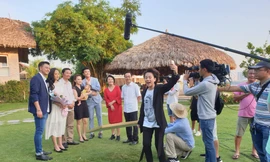 Cảnh phim viên mãn trong tập 85 Về nhà đi con được lan truyền trên mạng từ lâu