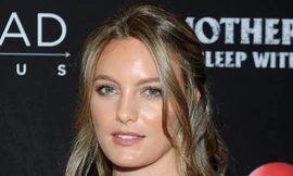 Leila George, bạn gái mới của Sean Penn kém anh 32 tuổi