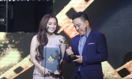 "Em chưa 18" nhận Bông sen vàng tại LHP Việt Nam lần thứ 20