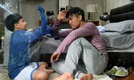 Quý Bình trong vai nhà sản xuất chương trình nổi tiếng có con rơi