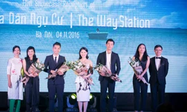 Đoàn làm phim "Đảo của dân ngụ cư" ra mắt tại Hà Nội