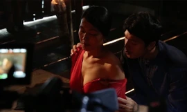 Bên cạnh hình ảnh rùng rợn, phim cũng có những hình ảnh táo bạo 18+