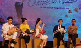 Nhã Phương thanh minh chuyện không cố tình "sờ ngực" Nhan Phúc Vinh. Ảnh: Bảo Hân