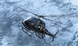 Tom Cruise tự thực hiện nhiều pha mạo hiểm, bất chấp chấn thương