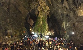 Bộ trưởng VHTTDL đề nghị chấn chỉnh một loạt vấn đề quản lý và tổ chức lễ hội